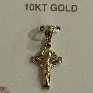 10k Gold Crucifix pendant